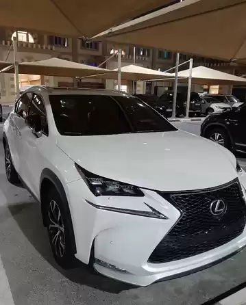 Использовал Lexus NX 200t Продается в Доха #5827 - 1  image 